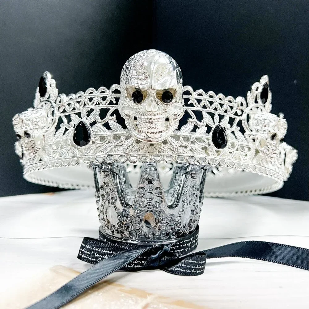 Silver Skull Crown, Skeleton King Crown, Gothic Crown, Renaissance Faire Crown - Picture 4 of 10